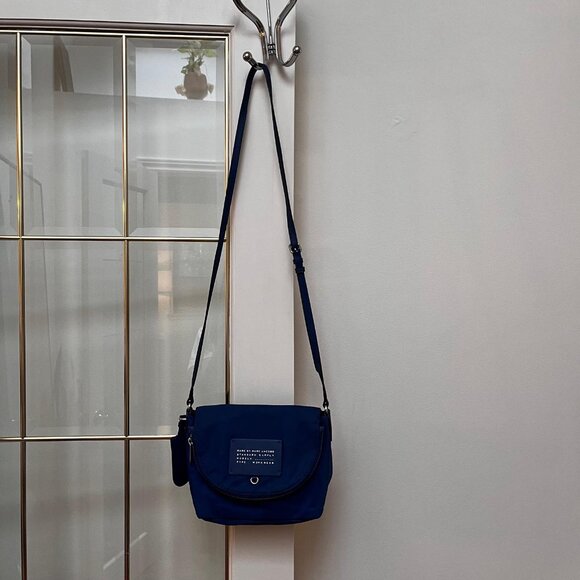 Marc by Marc Jacobs Preppy Legend Natasha Nylon Crossbody Bag Purse- True Blue - Picture 4 of 8